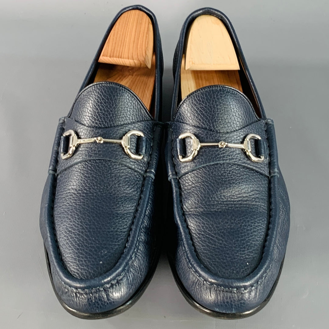 GUCCI Size 12 Navy Silver Pebble Grain Leather Horsebit Loafers