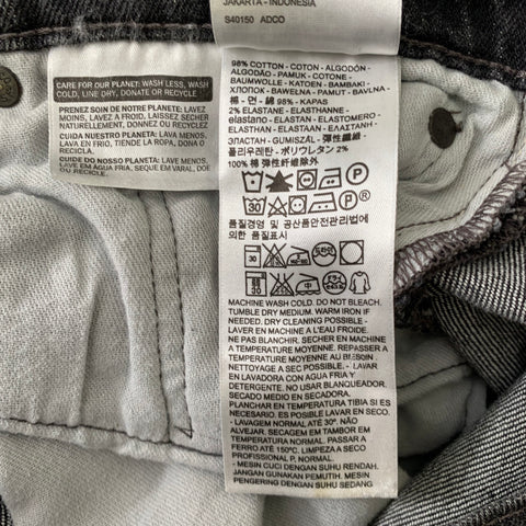 LEVI Size 32 Black Cotton Blend Relax Jeans