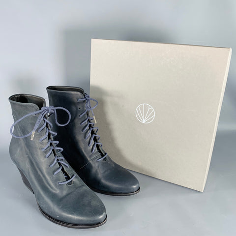 COCLICO Size 8.5 Ringo Grey Leather Lace Up Boots