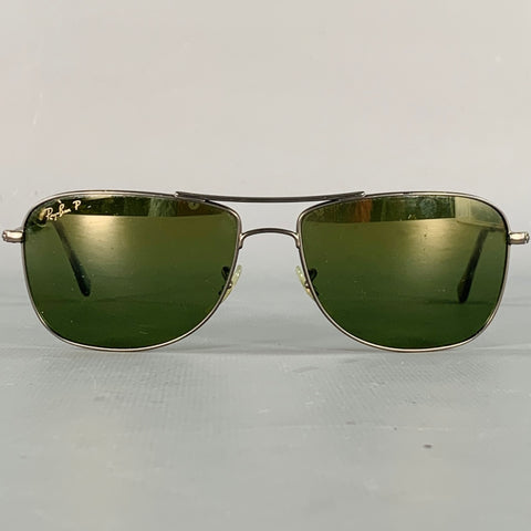 RAY-BAN Chromance Silver Metal Polarized Square Aviator Sunglasses