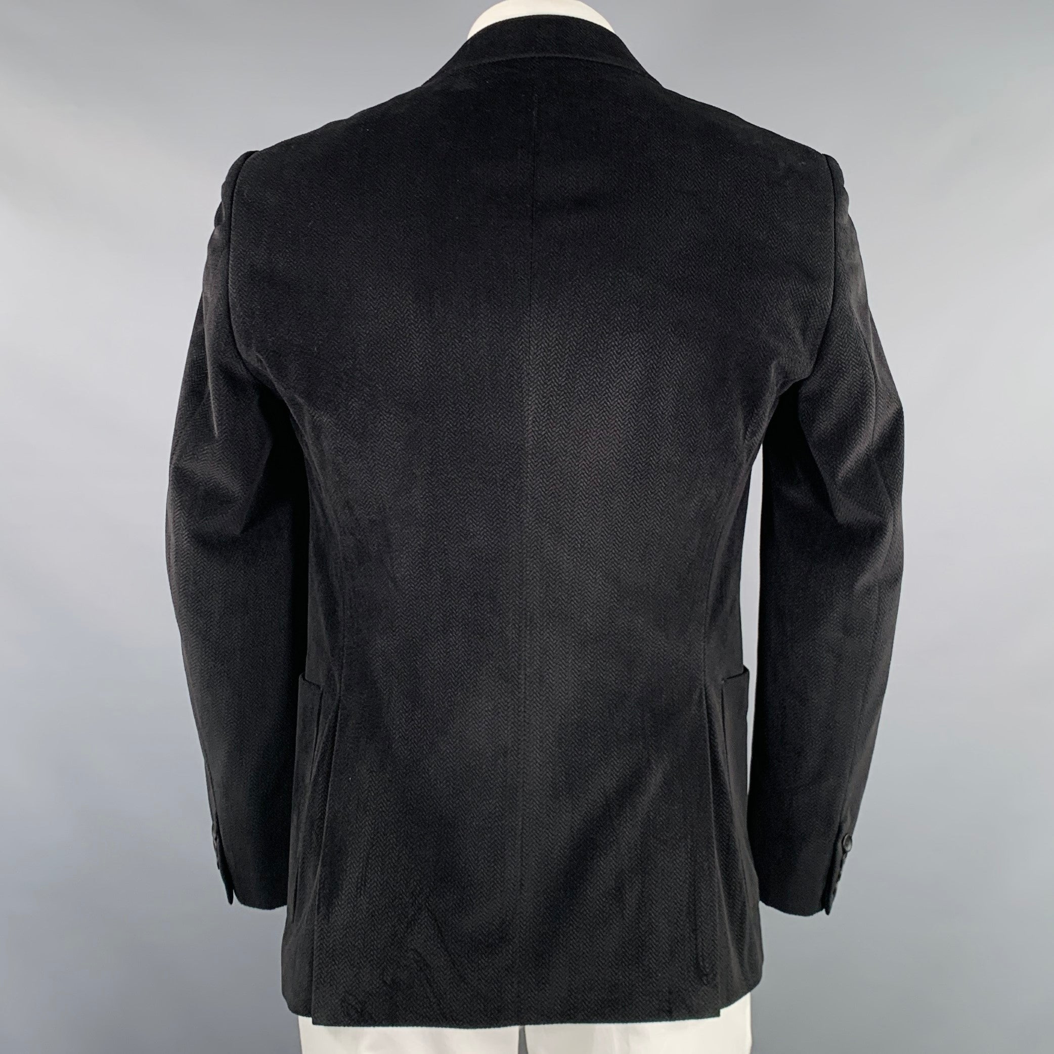 ARMANI COLLEZIONI Size 42 Black Herringbone Polyester Sport Coat