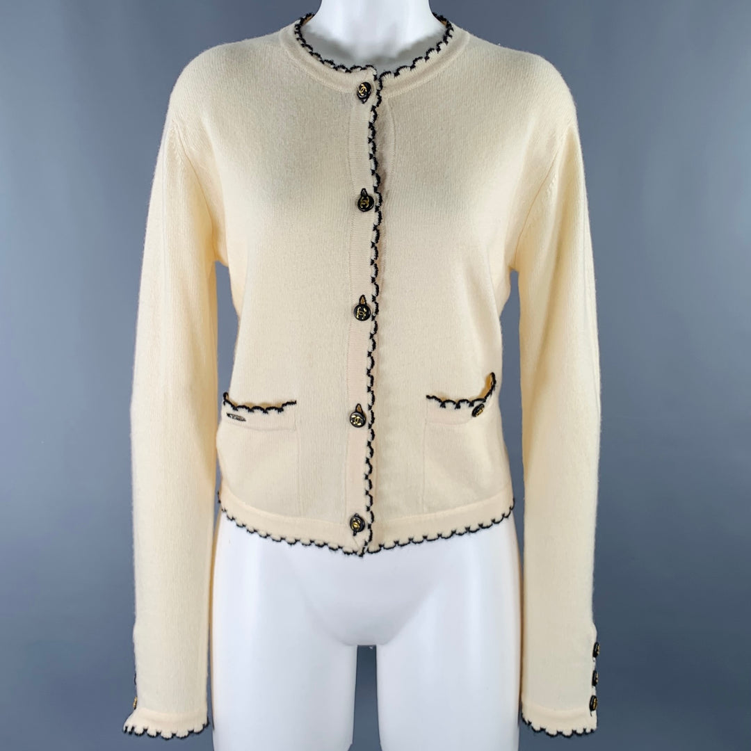 CHANEL Size M Cream Black Contrast Scallop Trim Cardigan