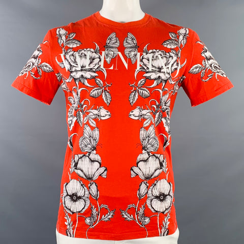 VALENTINO Size L Red Black White Symmetrical Roses Graphic Cotton Crew Neck T-shirt