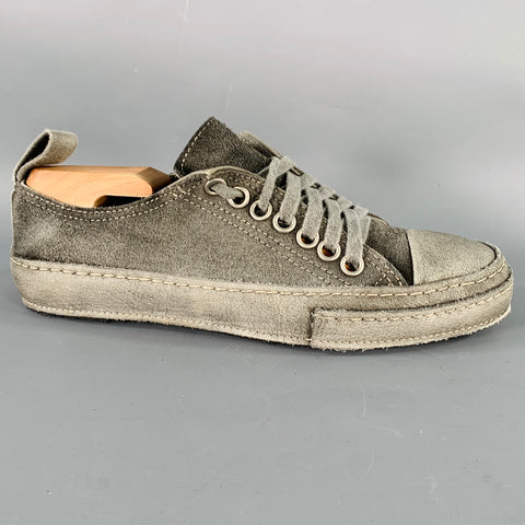 VOLGA VOLGA Size 7 Grey Distressed Suede Low Top Rubber Sole Sneakers