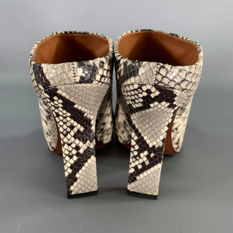 VETEMENTS Size 9 Sq Toe Snake Boomerang Mule