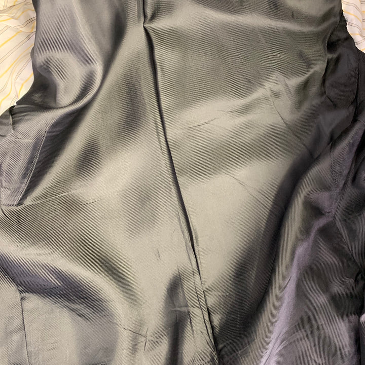 ERMENEGILDO ZEGNA Size 44 Grey Charcoal Wool Notch Lapel Suit