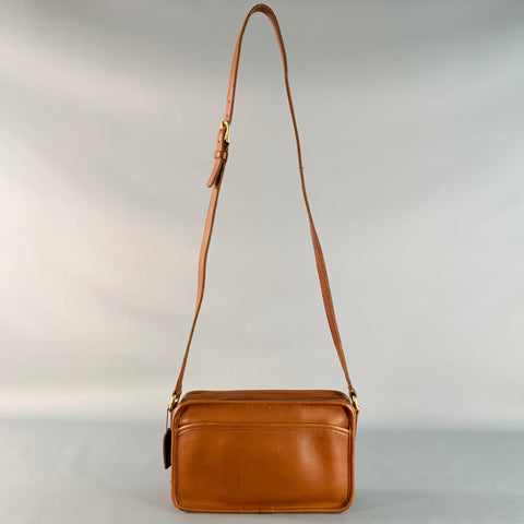 COACH Vintage One Size Brown Camel Leather Crossbody Handbag