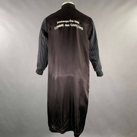 Manteau boutonné COMME des GARÇONS, taille S, en cupro noir