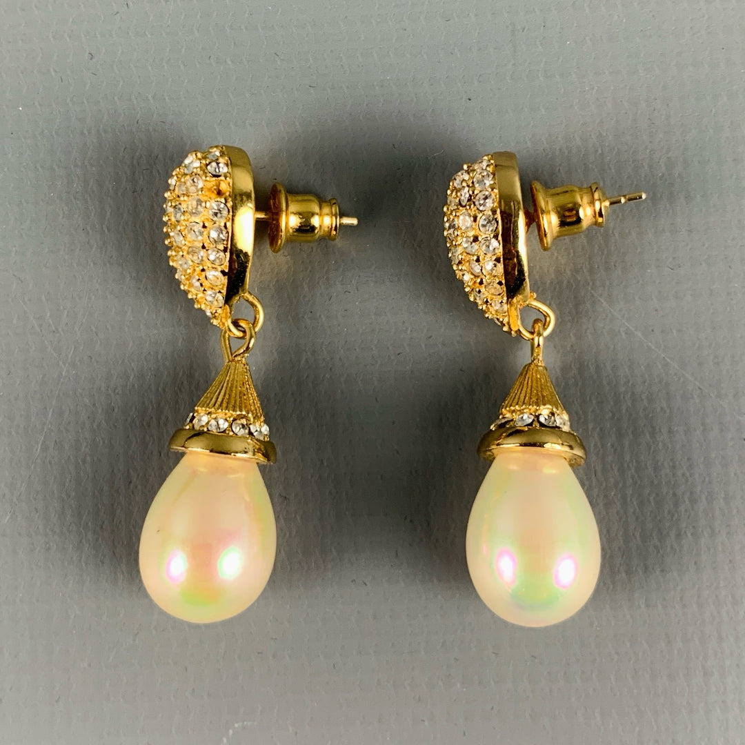 VINTAGE Gold Rhinestone Faux Pearl Earrings