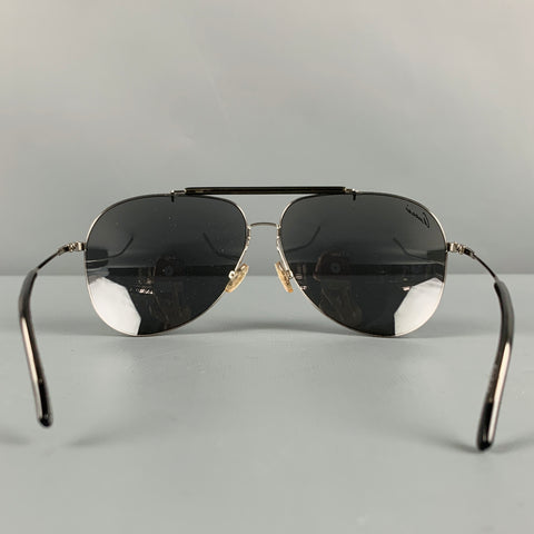 GUCCI Silver Metal Aviator Sunglasses