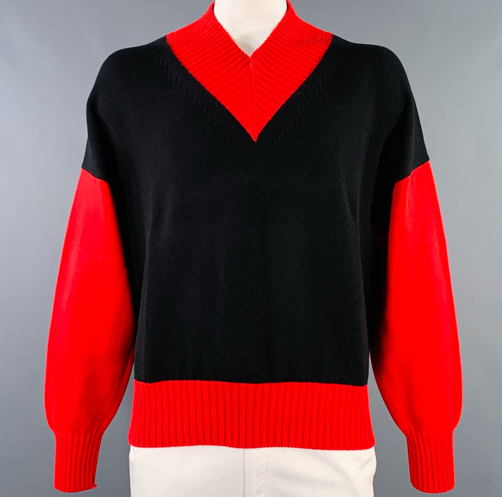 ALEXANDER MCQUEEN Size XL Black Red Two Toned Cotton V-Neck Sweater