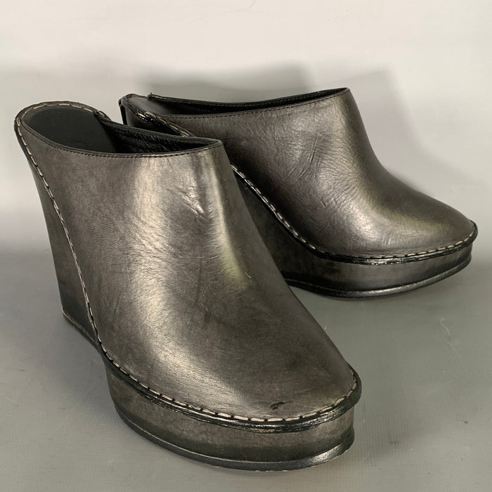CHLOE Size 10 Black Leather Mules Wedges