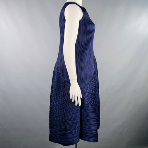 ISSEY MIYAKE Size L Navy Polyester Pleated Sleeveless Dress
