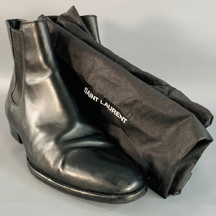 SAINT LAURENT Size 9 Black Leather Ankle Chelsea Boots