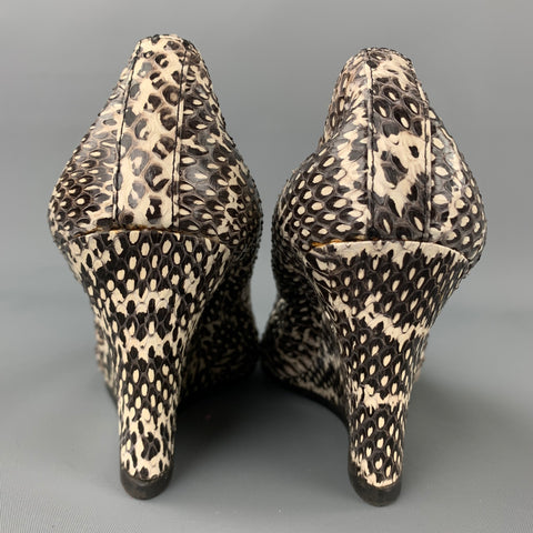 LANVIN Talla 8 Zapatos de tacón con cuña de piel de serpiente gris y blanco