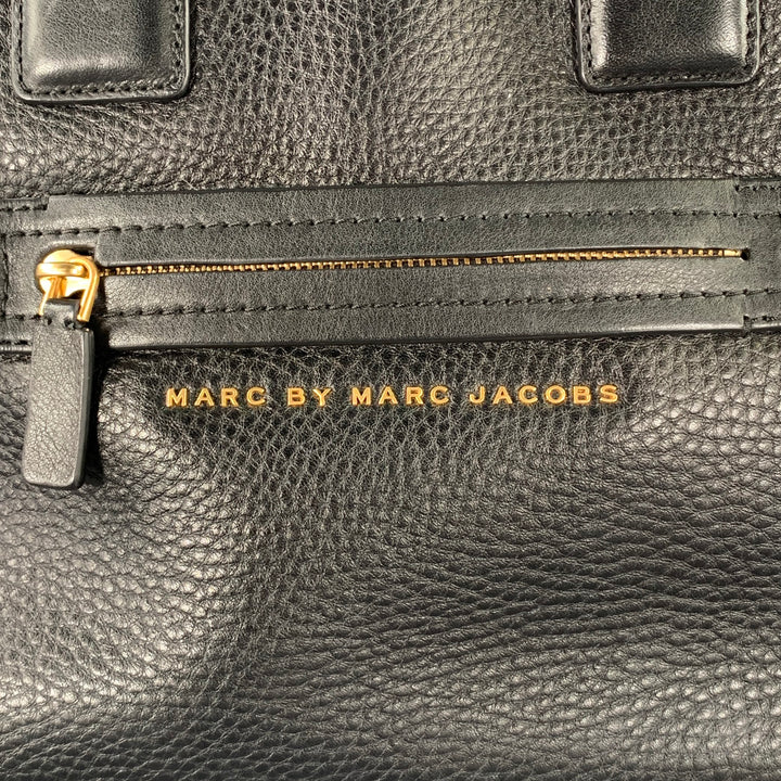 MARC JACOBS Size Black White Pebble Grain Leather Bags