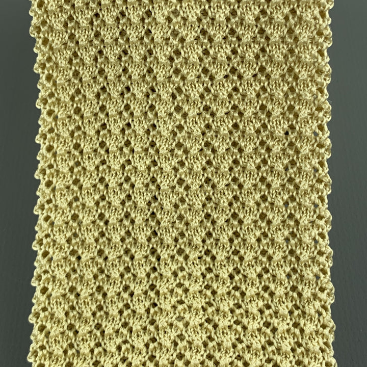HAYWARD LONDON Yellow Beige Silk Textured Knit Tie