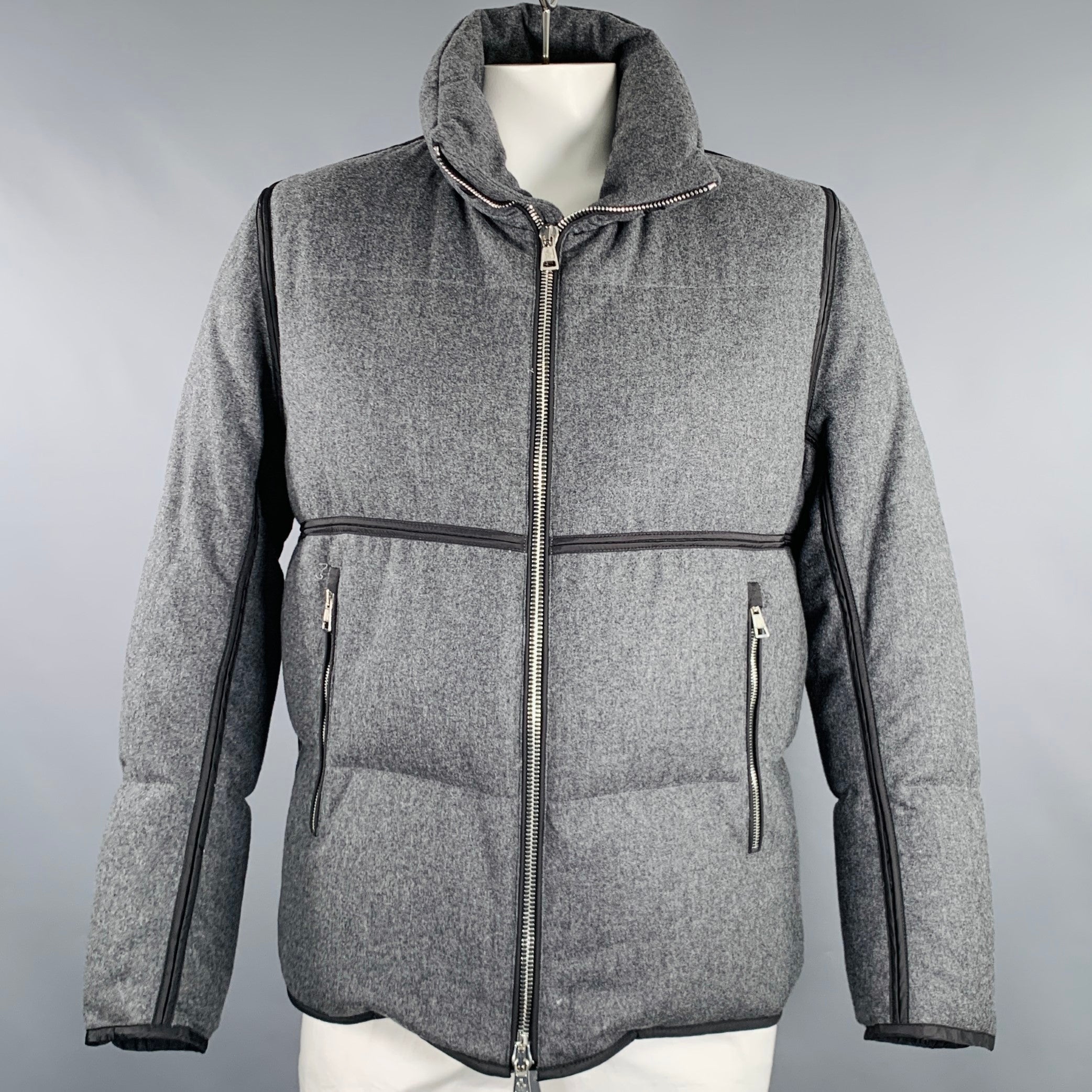 XLサイズ モンクレール ジップアップ トラックジャケット グレー XLサイズ モンクレール ジップアップ トラックジャケット グレー