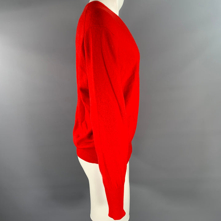 TURNBULL & ASSER Size L Red Knitted Cashmere V-Neck Sweater
