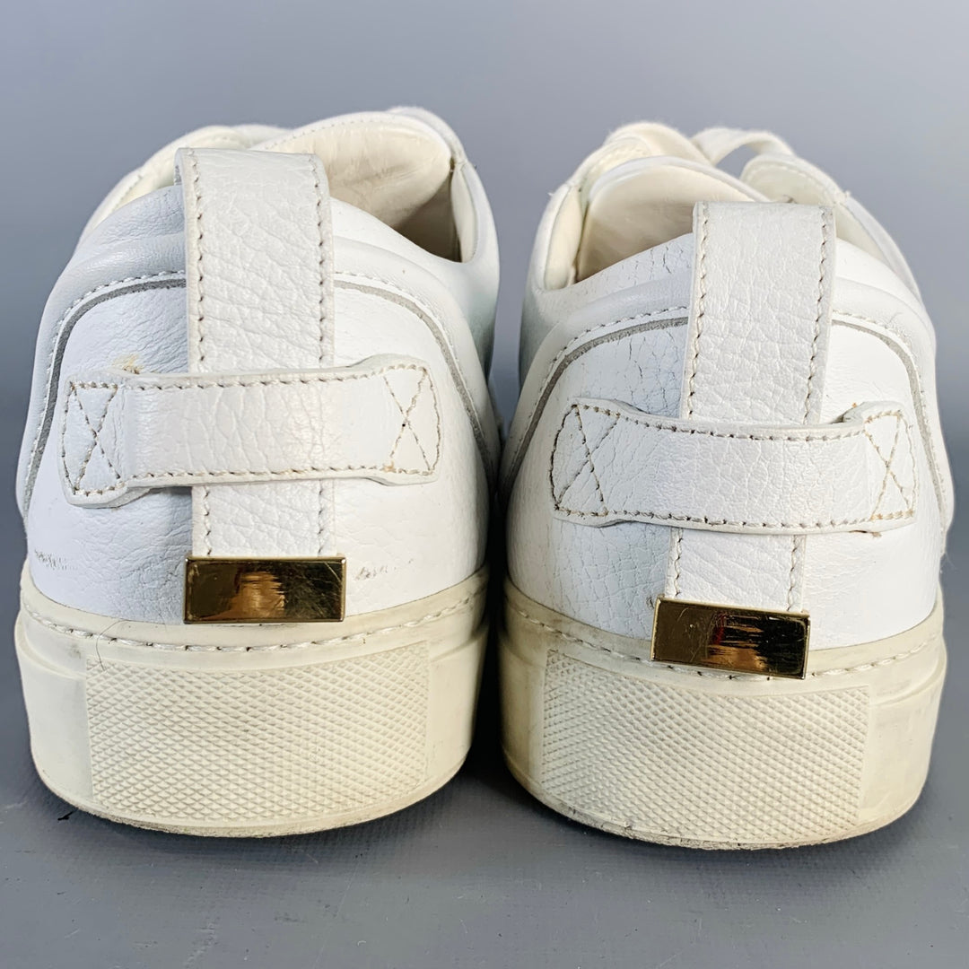BUSCEMI Size 13 White Pebble Grain Leather Buckle Cap Toe Low Top Sneakers