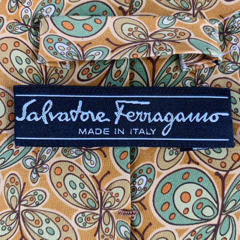 Cravate en soie Salvatore Ferragamo, motif papillon, camel et vert
