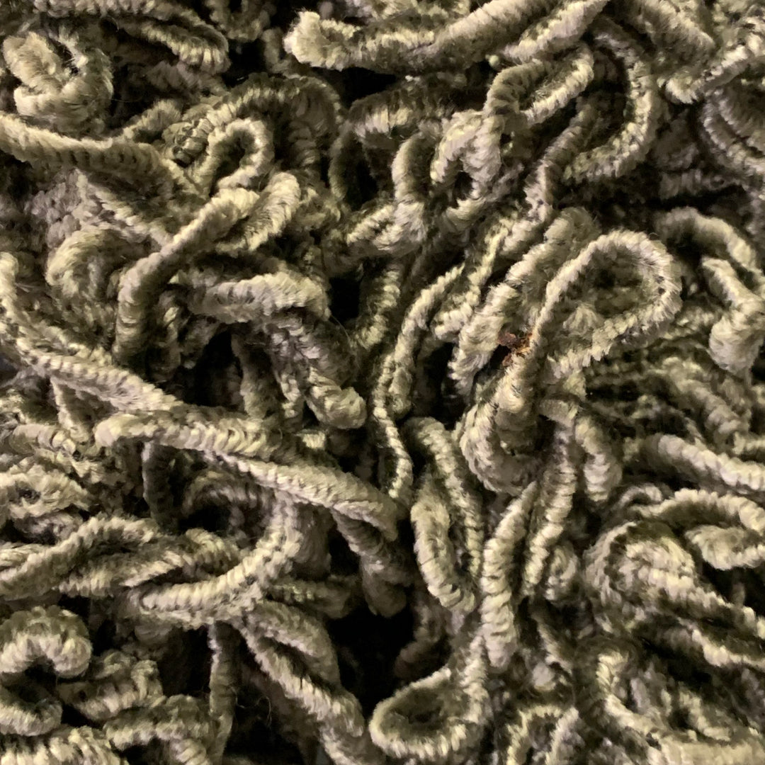 VINTAGE Green Loop Chenille Knit Scarf – Sui Generis Designer Consignment