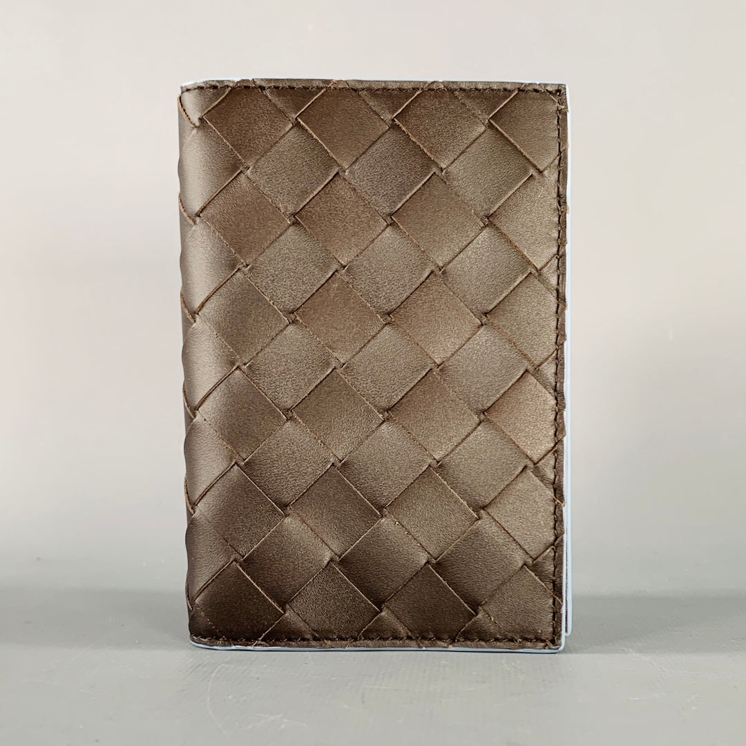BOTTEGA VENETA Intrecciato Brown Blue Woven Leather Passport Holder