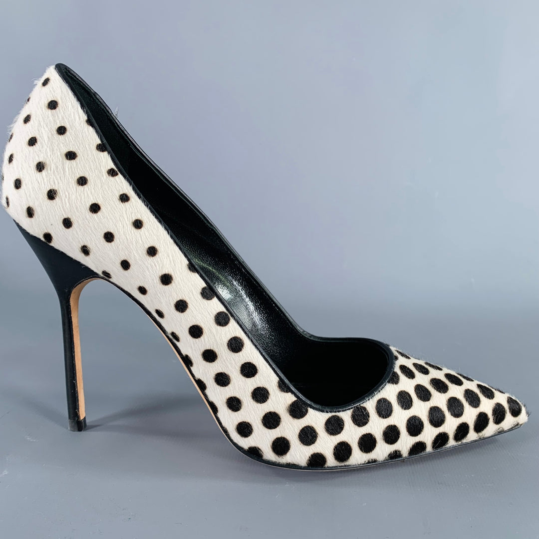 MANOLO BLAHNIK Size 7.5 White Black Dots Pony Hair Stiletto Pumps