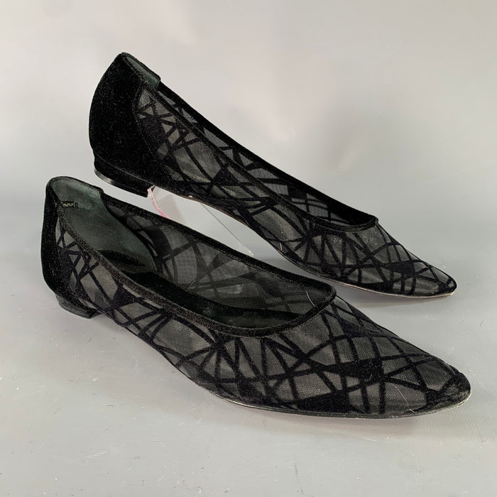 MANOLO BLAHNIK Size 9 Black Velvet Geometric Pointed Toe Flats
