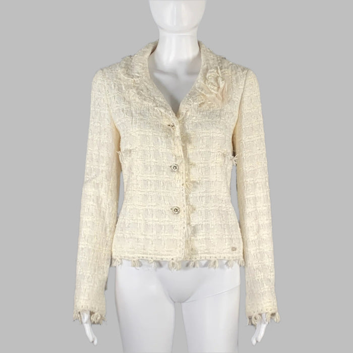 CHANEL Cream Cotton Camelia Pin Single breasted Jacket (Indoor) / Blazer