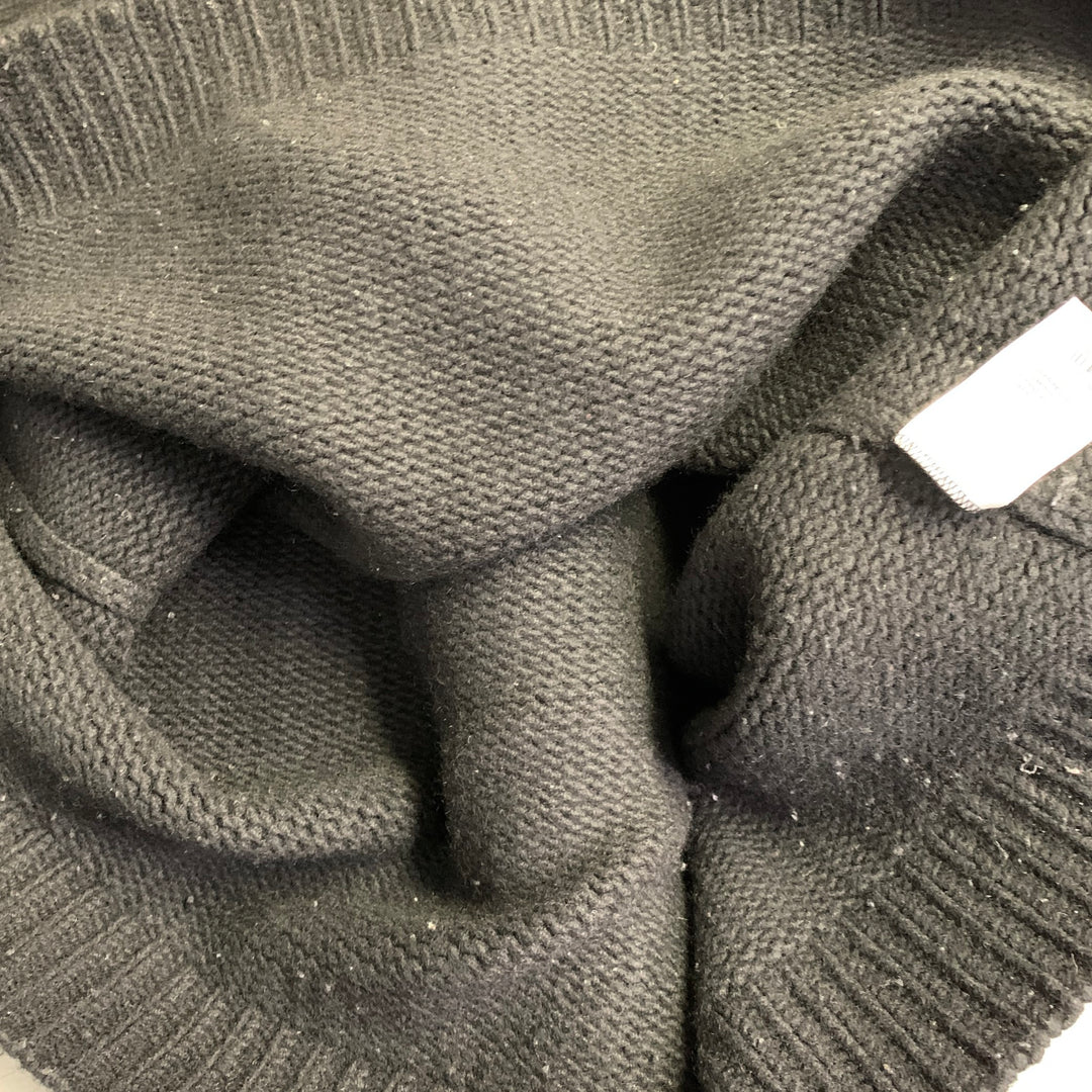 THE ROW Size L Black Cashmere Knit Raglan Sleeves Crew Neck Sweater