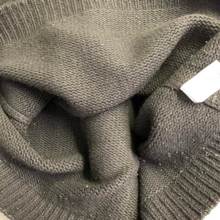 THE ROW Size L Black Cashmere Knit Raglan Sleeves Crew Neck Sweater