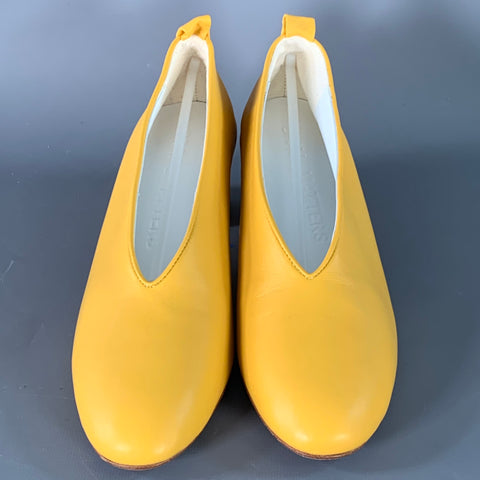 GRAY MATTERS Size 9 Mildred Classic Mustard Yellow Leather Almond Toe Pumps