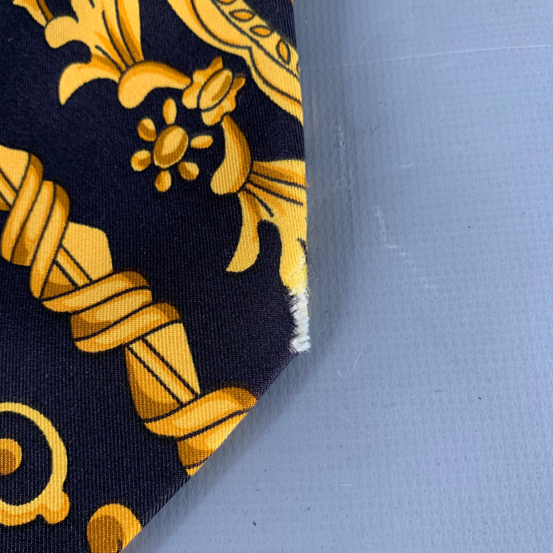 SAKS FIFTH AVENUE Black Gold Baroque Silk Tie