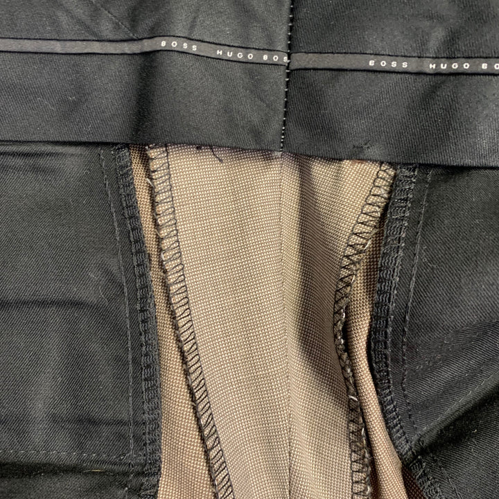 HUGO BOSS Size 40 Regular Grey Taupe Nailhead Virgin Wool Suit