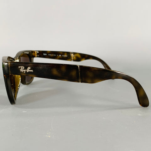 RAY-BAN Folding Wayfarer Brown Acetate Sunglasses