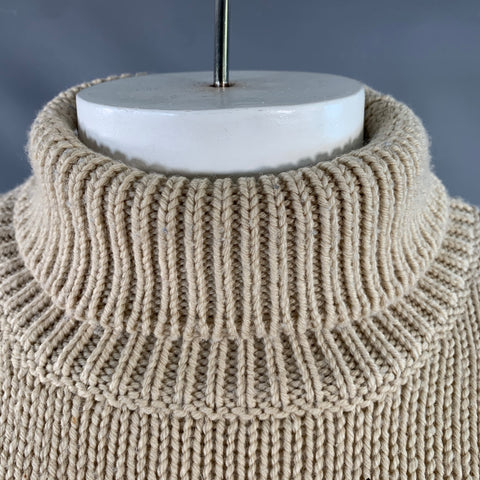 Pull col roulé en maille de laine mérinos beige T. L GRP