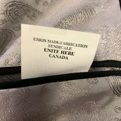 BARNEY'S NEW YORK Chest Size 42 Long Black Wool Notch Lapel 38 31 Tuxedo