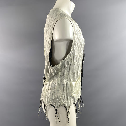 ISSEY MIYAKE Size M White Black Wrinkled Polyester Blend Vest Indoor