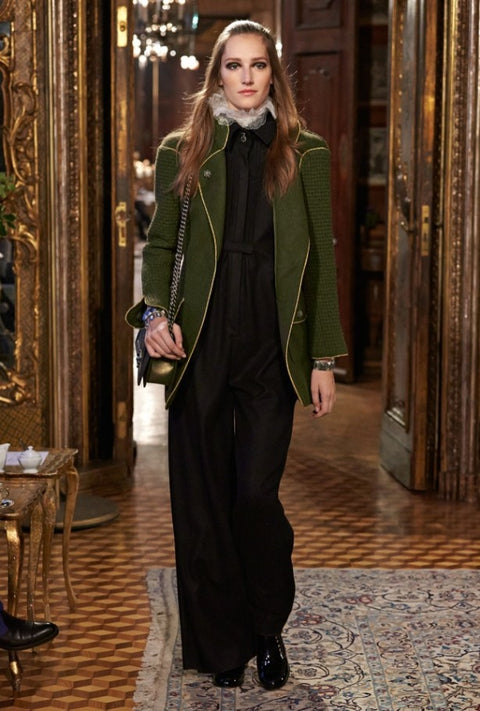 CHANEL Pre-Fall 2015 Size 10 Black Gold Wool Waffle Notch Lapel Jacket