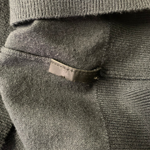 THEORY Size S Grey Black Solid Spread Collar Polo