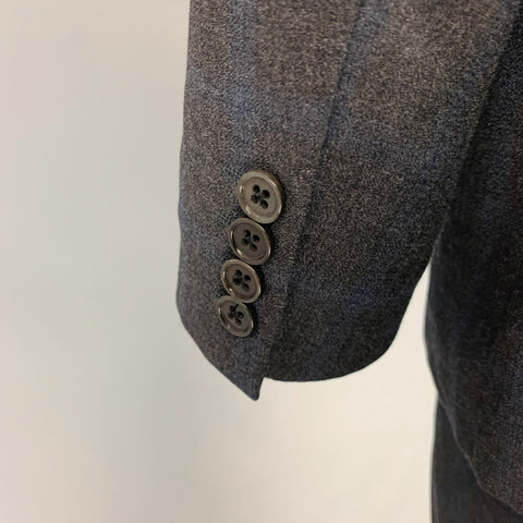 ARMANI COLLEZIONI Size 42 Navy Black Plaid Virgin Wool Suit