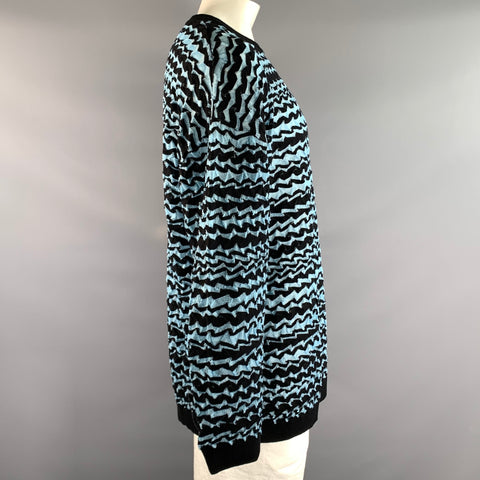 YUEQI QI Size L Blue Black Zig Zag Polyester Crew Neck Pullover