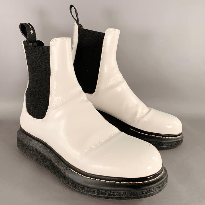 ALEXANDER MCQUEEN Size 9 White Black Leather Chelsea Ankle Boots