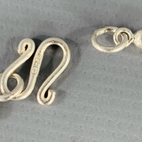 VINTAGE Sterling Silver Dainty Hook Eye Closure Necklace