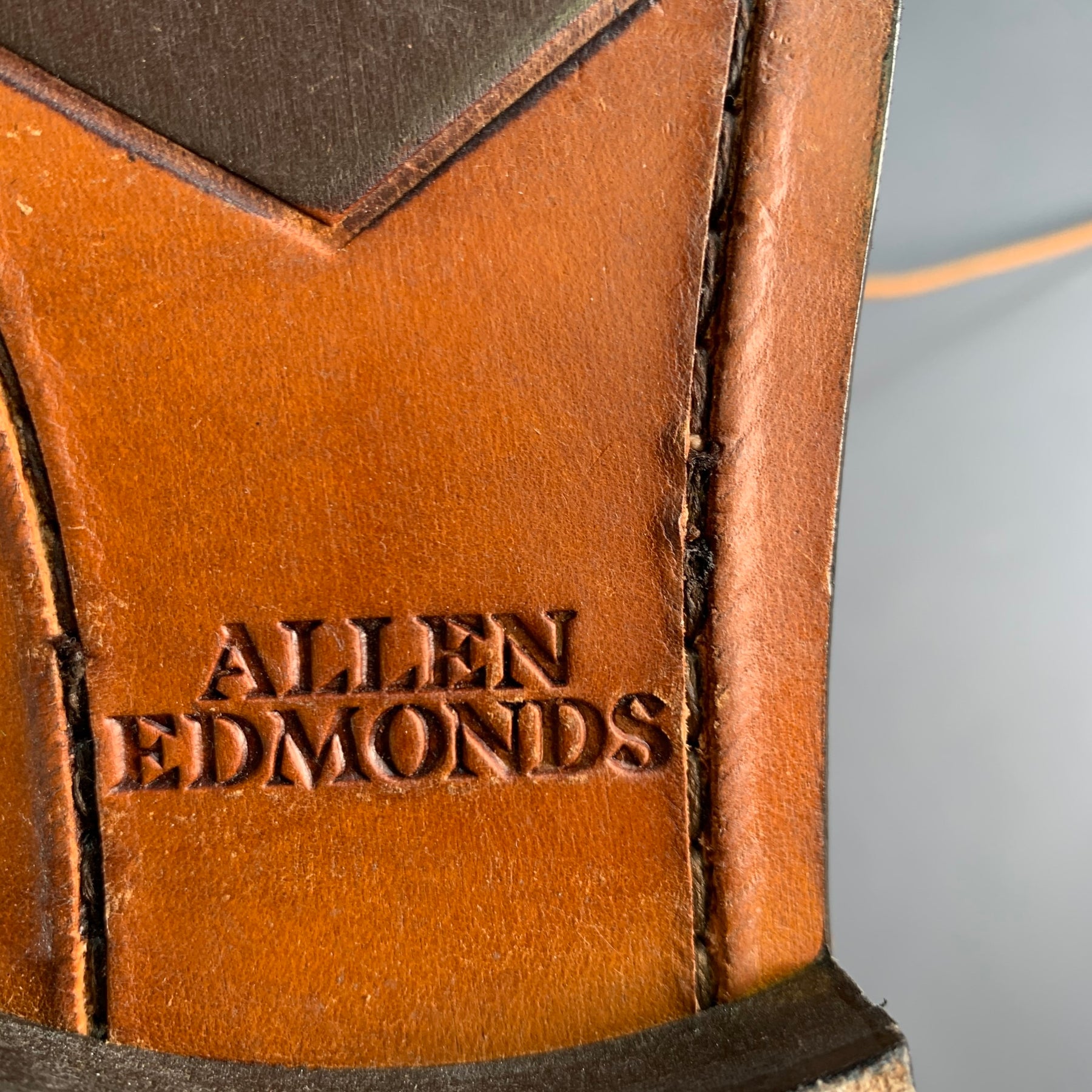 ALLEN EDMONDS Size 7 Tan Perforated Leather Oxford Lace Up  display picture 1