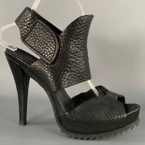 PEDRO GARCIA Size 9 Black Pebble Grain Leather Platform Sandals