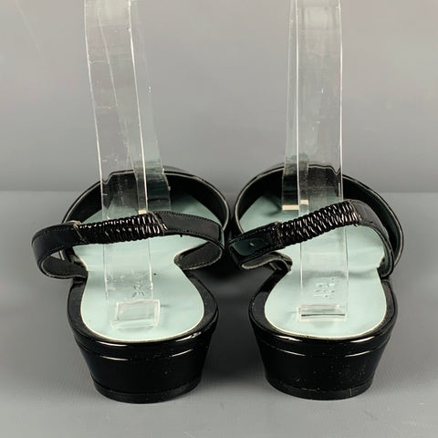 AERA Zapatos planos con correa al tobillo de charol sintético negro talla 10.5