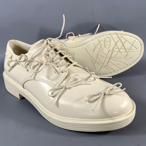CAMPER Size 9.5 White Leather  Lace Up Shoes