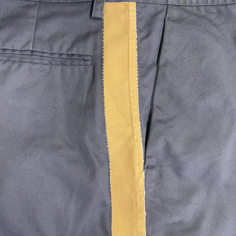 Pantalon décontracté VALENTINO taille 30 en sergé de coton mélangé bleu marine et beige, coupe fuselée, braguette zippée.